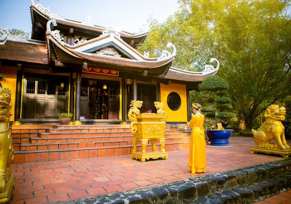 Tea Resort Prenn Co Gi Hap Dan Khu Di Tich Den Hung