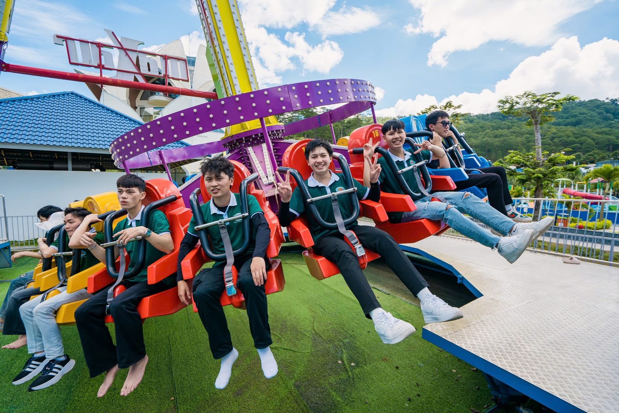 Challenge yourself with the thrill park